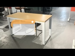 Tafel voor personeelscomputers