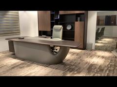 Beston is gespecialiseerd in hoogwaardige directeurs-, CEO-, president- en directiebureaus.