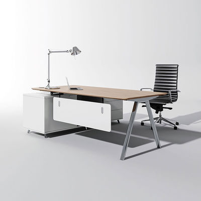 Metalen frame ISO Office Executive-tafel Eenvoudig laag wit Executive-bureau