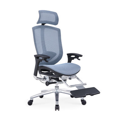 Grijsblauwe bureaustoel met hefarmsteun, ademend gaas en verstelbaar voetpedaal voor ergonomisch comfort