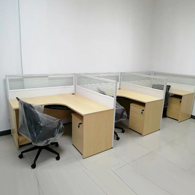 Modulaire kantoorruimte 3 personen L-vormige werkstation